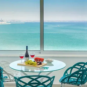 Apartment Luxury Penthouse 1br-seafront-seasonal Pool-central Zypern