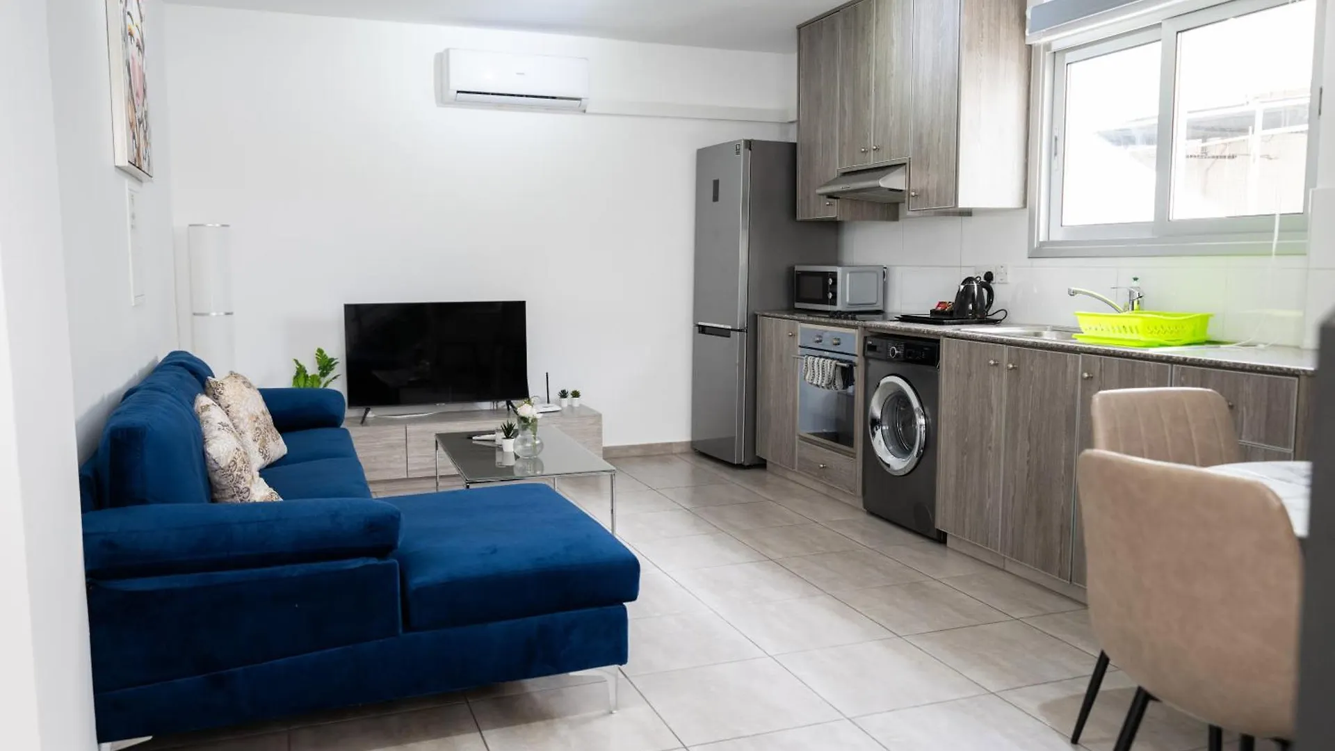 Napa Centrale Suites Agia Napa 0*,